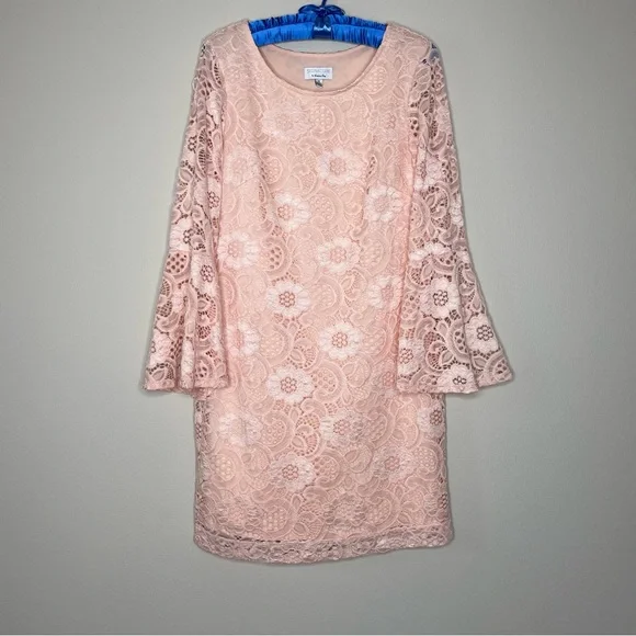 Robbie Bee Peach Lace Scoop Neck Long Bell Sleeve Shift Dress - Picture 7 of 7